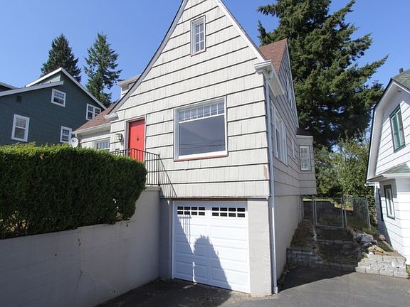 2nd image of 620 Hanna Ave