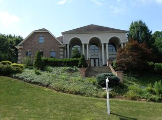 1020 Hunt Club Ct, Murrysville, PA 15632
