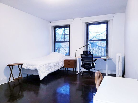 3rd image of 70 Strathmore Rd #8-B1