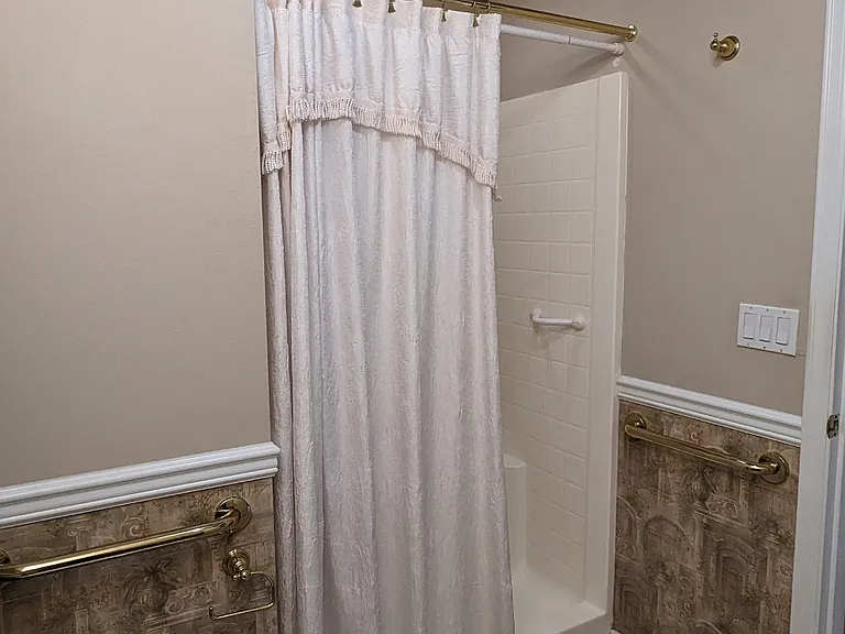 2431 Tyndell Cir SW #2431 — Photo 59