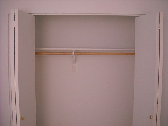 4th image of 1524 W Mercer Ln APT 1