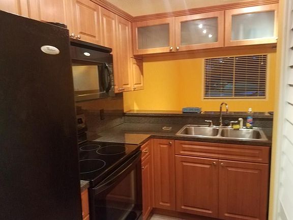 2nd image of 1023 Coral Club Dr #1