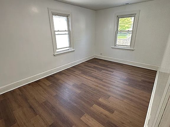 2nd image of 417 N Walnut St #2