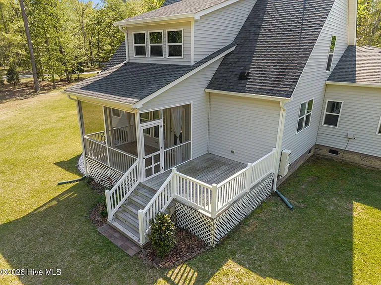 164 Bay View Dr — Photo 43