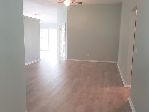 4th image of 2958 Biloxi Trl