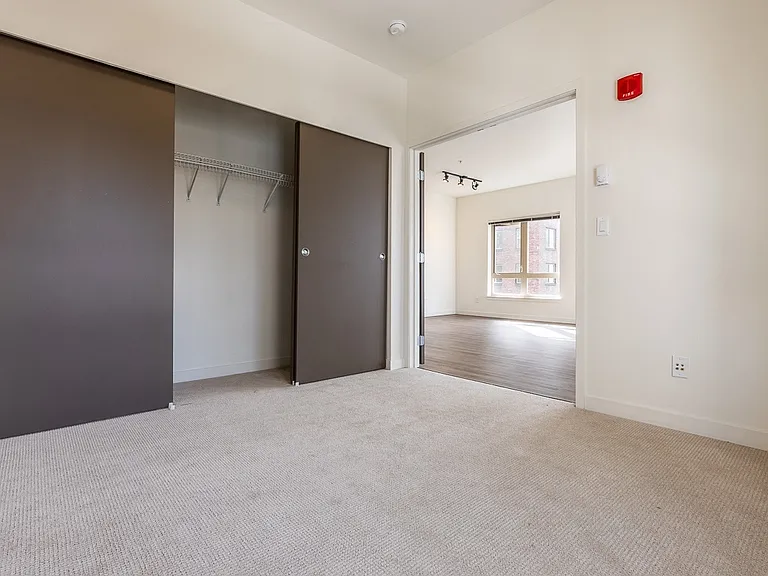 The Shelby Apartments — Photo 38