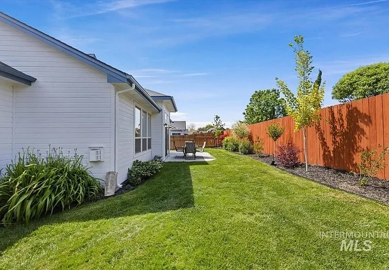 12580 W Mardia St — Photo 37