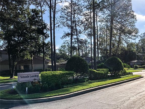 2nd image of 40 Woods Landing Trl