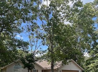 11 Headley Dr, Bella Vista, AR 72714