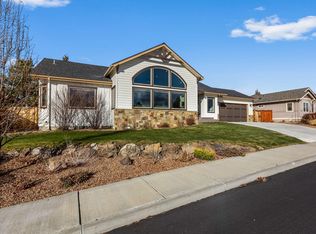 3347 SW 35th St, Redmond, OR 97756