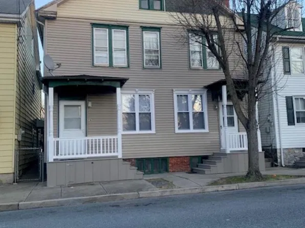 9A S Spruce St, Lititz, PA 17543