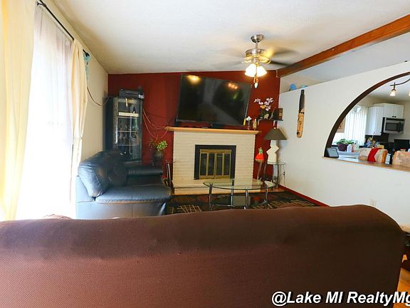 4th image of 5466 Blaine Ave SE