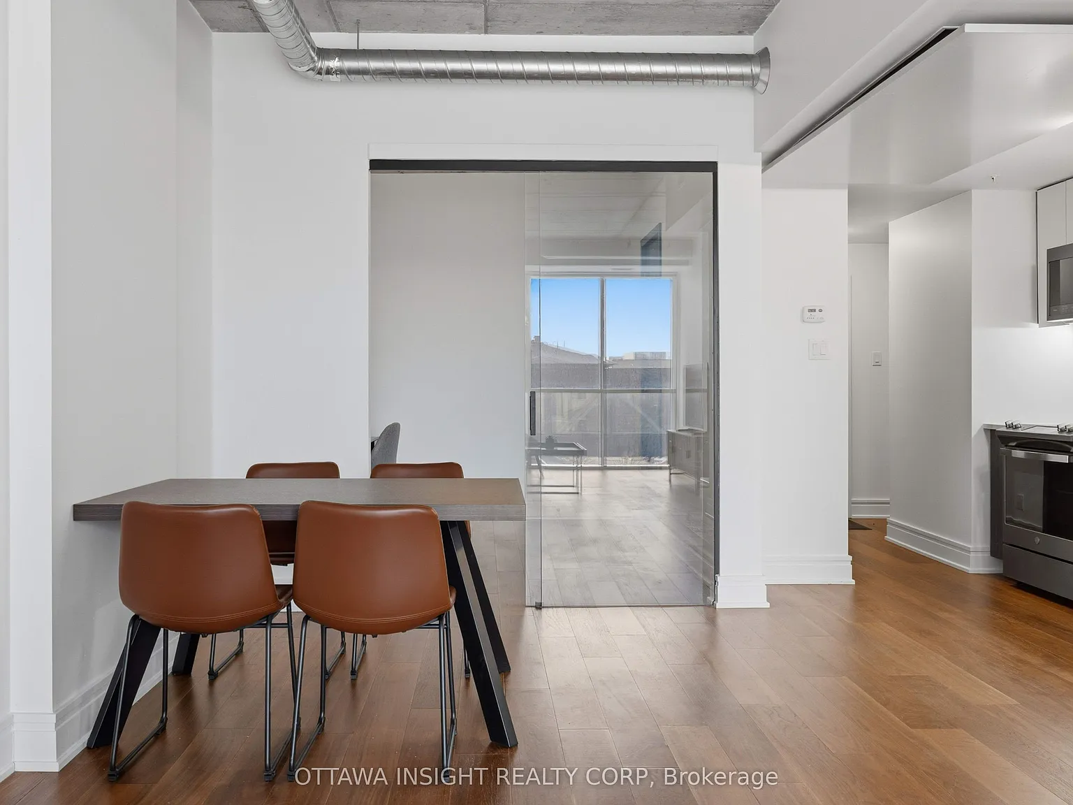 150 Marketplace Ave — Photo 4