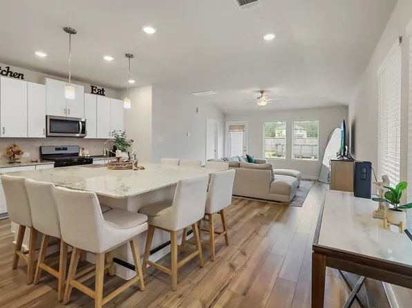 2815 Windy Homestead Ln, Crosby, TX 77532