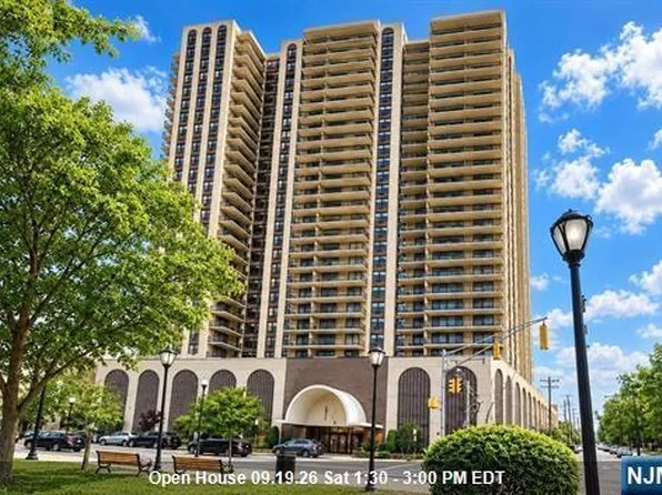 7855 E Boulevard E #11F, North Bergen, NJ 07047