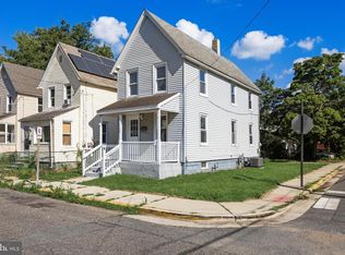 28 W Monroe St, Paulsboro, NJ 08066
