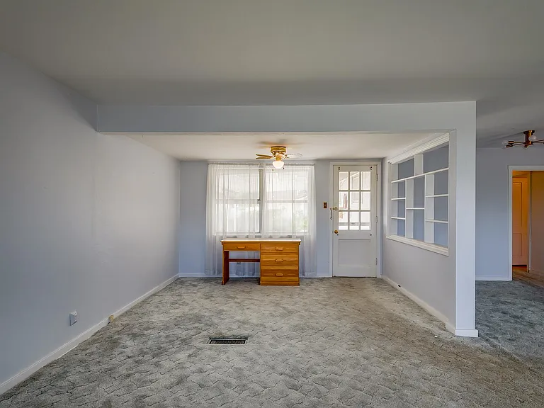 1307 Sage Loop — Photo 7