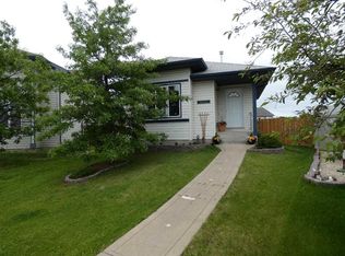 9403 S 128th Ave, Grande Prairie, AB T8X1N4