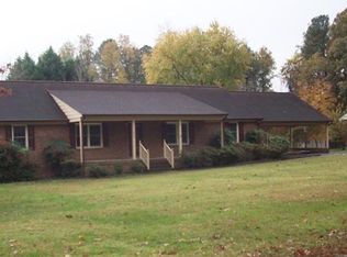 8347 Holly Ridge Rd, Mechanicsville, VA 23116