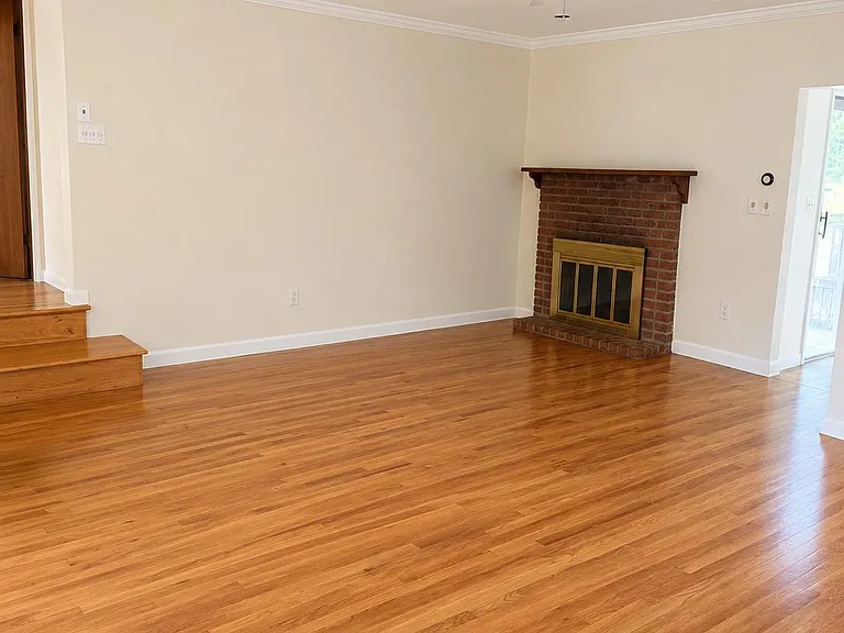 45 S Middletown Rd — Photo 3
