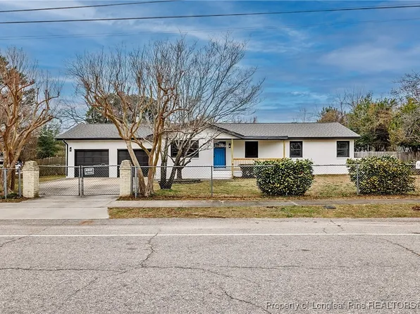 742 Moriston Rd, Fayetteville, NC 28314