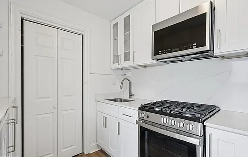 401 Lyceum Ave #1F Photo 1
