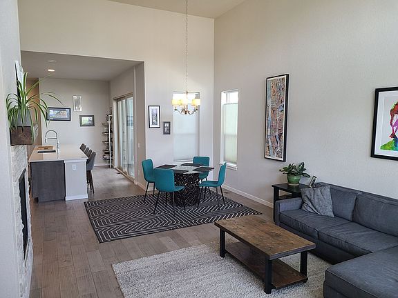 3rd image of 9426 E 58th Pl