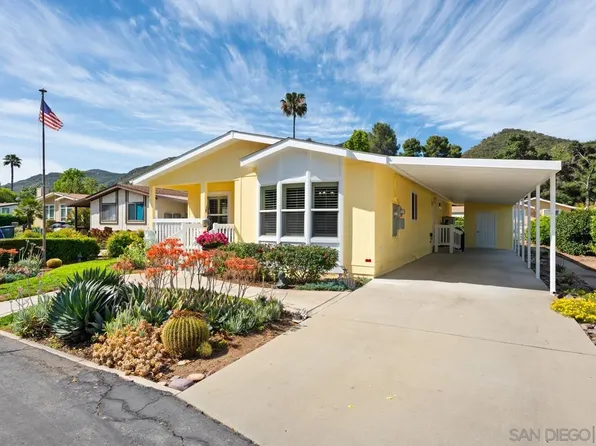 8975 Lawrence Welk Dr Space 54, Escondido, CA 92026