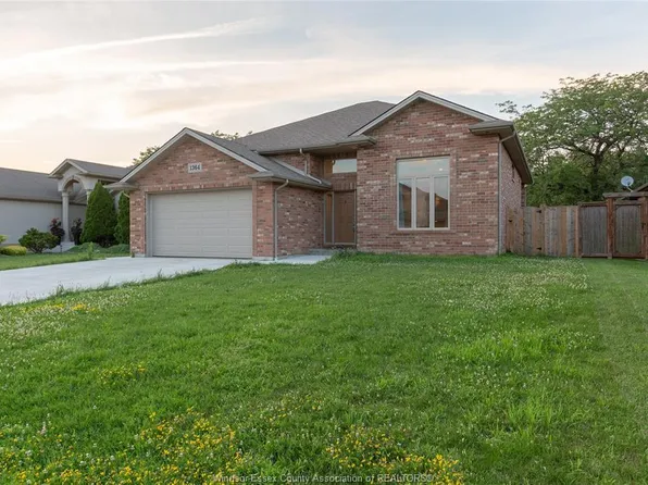 1364 Matthew Cres, Lakeshore, ON N0R 1A0