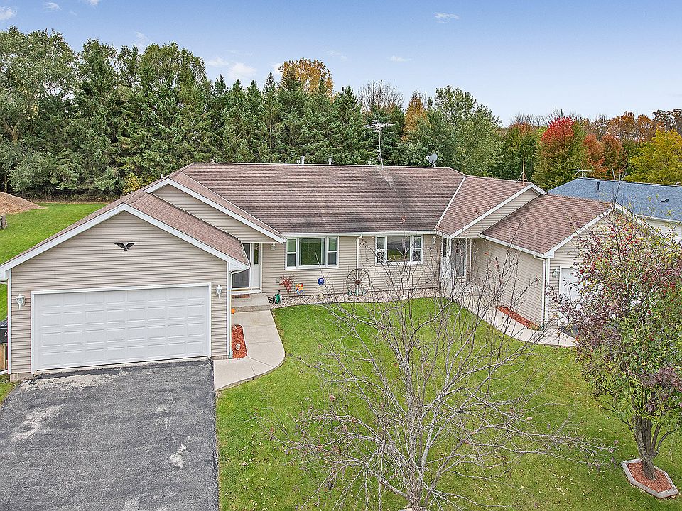 1st image of 1519 Falcon Way #1521