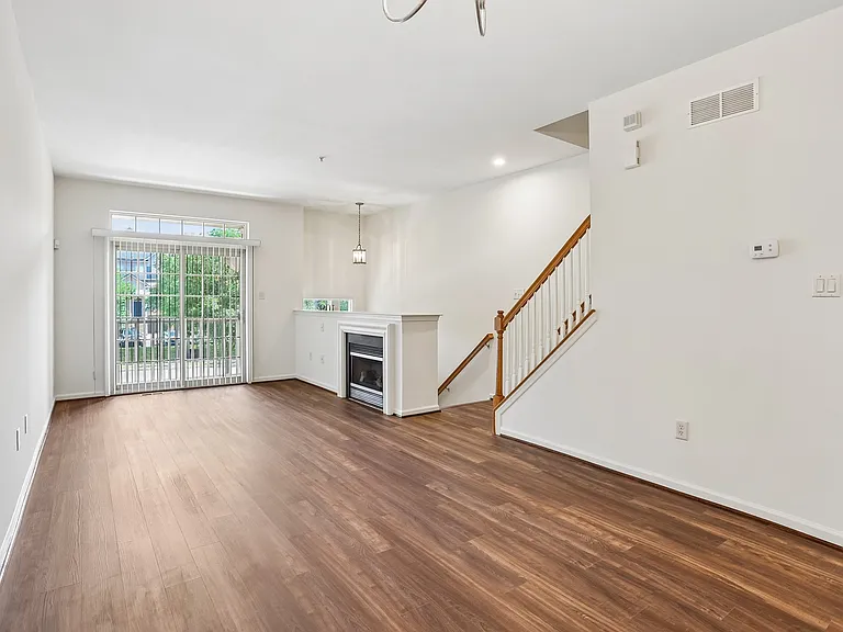 Bedminster 1 BR