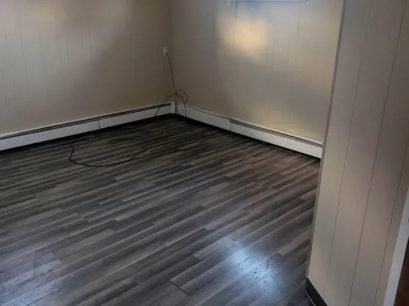 910 Decker St APT 1, Archbald, PA 18403