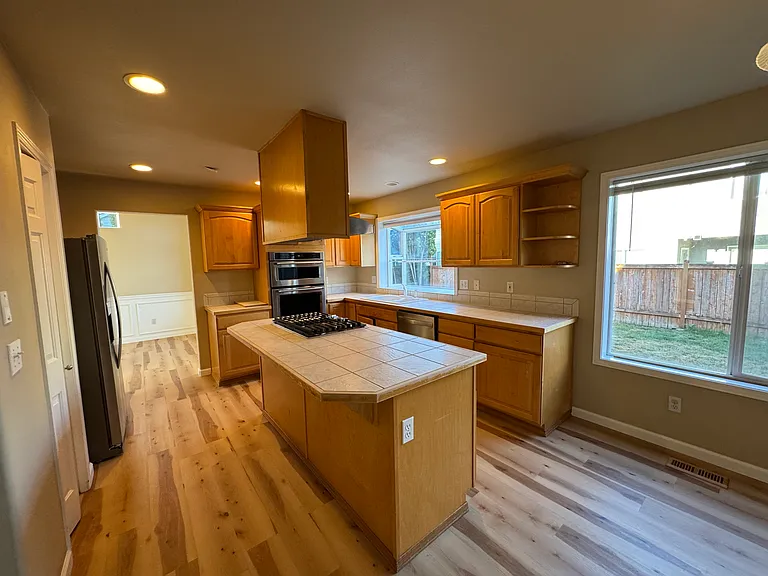214 195th Pl SW — Photo 10