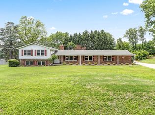3318 Lowell Ln, Ijamsville, MD 21754