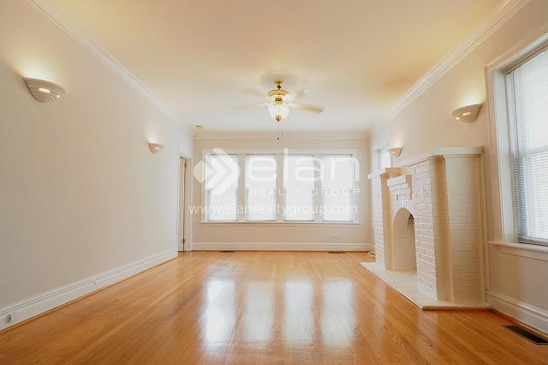 1st image of 2525 W Ardmore Ave Ste 1