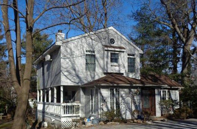 2nd image of 23 Diana Rd