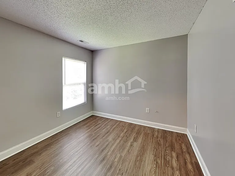 312 Lameshur Ln — Photo 17