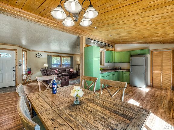 4th image of 4206 250th Street Ct E