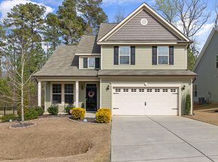 221 Mulberry Banks Dr, Clayton, NC 27527
