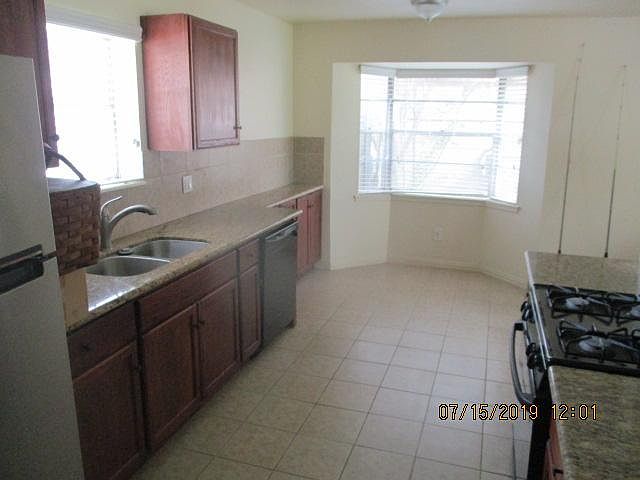 2nd image of 4202 San Augustine Ave