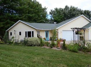 225 Washington Ave, Baraboo, WI 53913