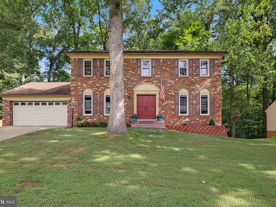 1st image of 15423 Skyline Dr