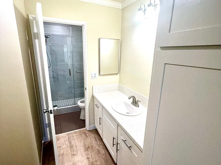433 Pioneer Drive — Photo 33