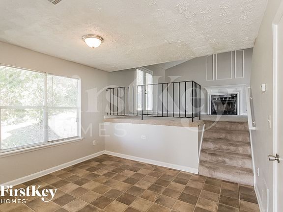 5th image of 2109 W Morgans Bluff Ct