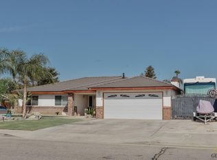 3112 Woodstown St, Bakersfield, CA 93312