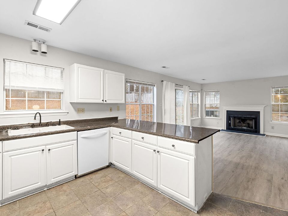 1st image of 531 Clayton Rd