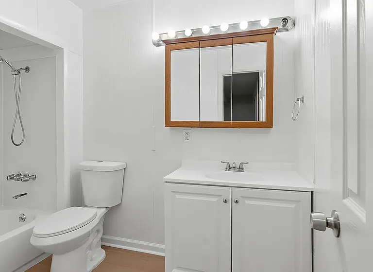 307 Cutty Ct — Photo 27