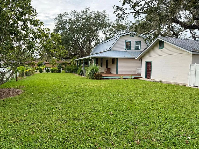 7002 S Shamrock Rd — Photo 6