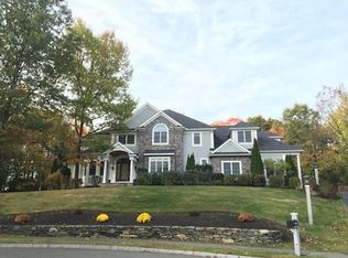 12 Turtle Creek Cir, Shrewsbury, MA 01545