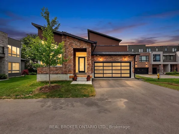 134 Marina Village Dr, Georgian Bay, ON L0K 1S0